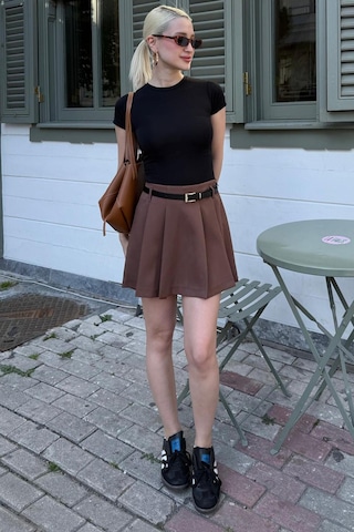 Madmext Kahverengi Pileli Kadın Mini Şort Etek Mg2402 Kahverengi
