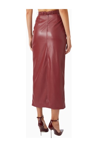 Rowen Rose Belted Maxi Skirt, Lüks Eco Leather Kuşaklı Ve Yırtmaçlı Deri Etek Koyu Kırmızı