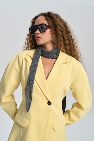 Mai Studios Co. Briella Belden Oturtmalı Sarı Blazer Sarı