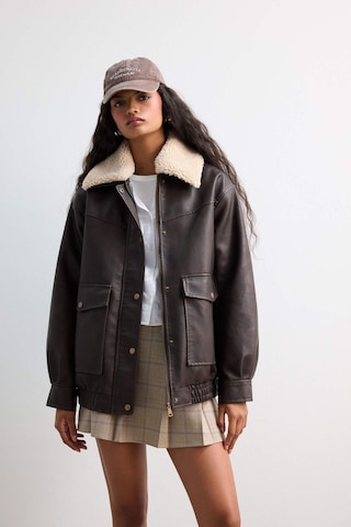 Defacto Çıkarılabilir Suni Kürk Yaka Dad Fit Polo Yaka Tafta Suni Deri Mont E8540ax25aubn495 Kahve