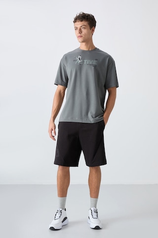 Tommy Life Haki Pamuklu Kalın Yumuşak Dokulu Oversize Fit Baskılı Erkek T-shirt - 88344 Haki