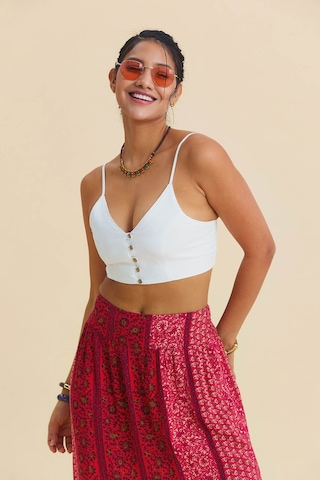 İnce Askılı Düğme Detaylı Crop Bluz Beyaz