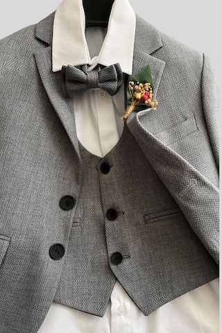 Yaka Çiçekli Yelekli Erkek Çocuk Takım Elbise Gri Gri