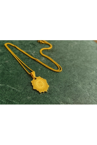 Voyageaccessory Gerçek Altın Işıltısında Ve Görünümlü Paslanmaz Çelik Allah Yazılı Kolye altın