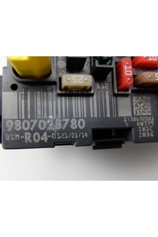 Motor İçi Sigorta Kutusu Partner Tepe-berlıngo 3-c4-307 Ym-607 Ym 9807028780-9807028880 1