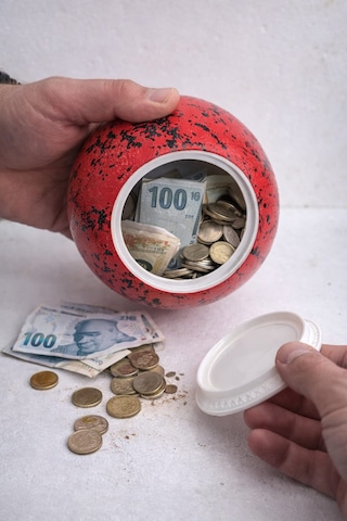 El Yapımı Seramik Küre Kırılabilir Ve Alt Kapaklı Tekrar Kullanılabilir Kumbara Kırmızı