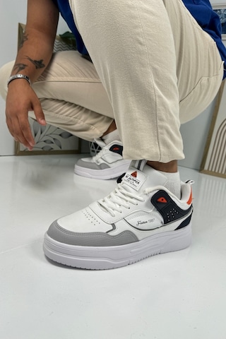 Günlük Erkek Sneaker Bağcıklı Kalın Desenli Tabanlı Oval Burunlu Bilek Destekli Spor Ayakkabı 2282 Buz Beyaz Oranj Laci