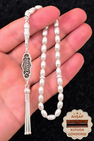 İsimli Gümüş Tesbih Çizgili Arpa Kesim İsim Yazılı Gümüş Tesbih 925 Ayar St382 Gümüş  - Siyah