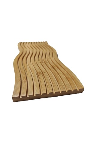 Bambu Kesme Ve Sunum Tahtası, Oluklu Kavisli, 39 X 18 Cm, Sarı Çok Renkli
