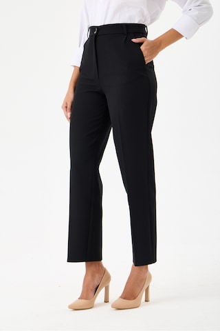 Velnara Moda Siyah Dar Paça Cepli Yüksek Bel Dokuma Kumaş Kadın Pantolon Siyah - 918311251 Siyah Velnara Moda Siyah Dar Paça Cepli Yüksek Bel Dokuma Kumaş Kadın Pantolon Siyah - 918311251 Siyah