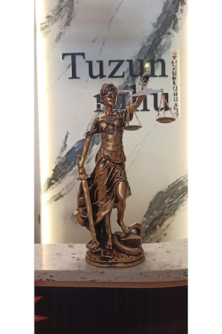 Themis Adalet Tanrıçası Biblosu
