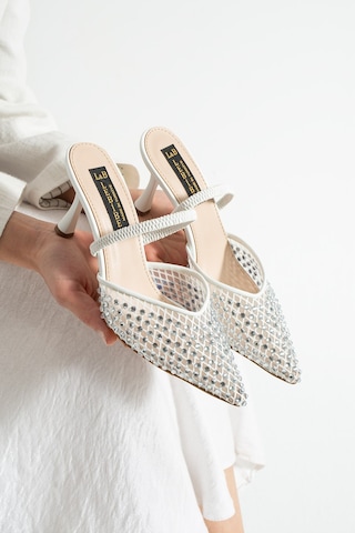Lebibe Shoes Mına Kadın Beyaz File Taşlı 7 Cm Topuklu Slingback Sivri Burun Abiye Ayakkabı