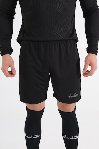 Diadora Elite Futbol Kaleci Forma Şortu Siyah