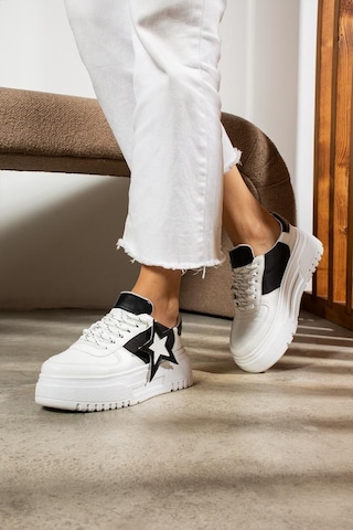 Lk Ortapedik Bağcıklı Yıldız Detaylı Günlük Sneaker Ayakkabı Beyaz