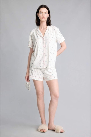 Defacto Regular Fıt Şortlu Kısa Kollu 2li Desenli Softshell Ecru Pijama Takımı H6851ax26smer98 Ekru-er98
