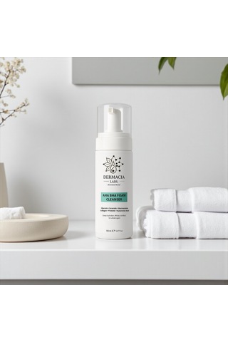 Dermacia Labs Glycerin Ceramide İçerikli Nemlendirici Köpük Yüz Temizleyici 150 ML