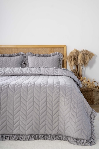 Miranda Fırfırlı Çift Kişilik Yatak Örtüsü Takımı 3 Parça Uyku & Çeyiz Seti Antrasit