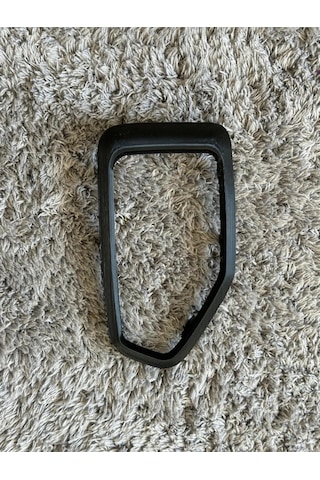Peugeot 306 Kapı Kolu Çercevesi Sol
