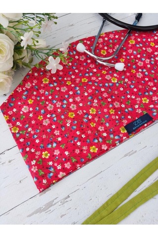 Tesettür Kırmızı Çıtır Çiçek Desenli Cerrahi Bone Doktor Hemşire Sağlıkçı Bonesi Geniş Kesim