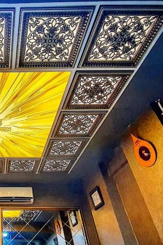 Saray Tavan 60 Cm Kahve Eskitme Dekoratif Saray Tavan Paneli Asma Tavan Uyumlu