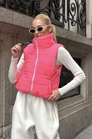 Veraura Lifestyle Pembe Sırtı Taş İşlemeli Dik Yaka Kısa Şişme Yelek