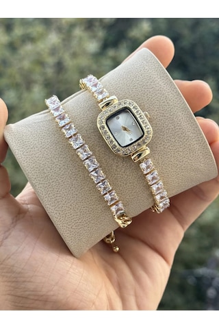 Qulothes Special Zirkon Baget Taş Bileğe Sarmalı Kadın Kol Saati Beyaz