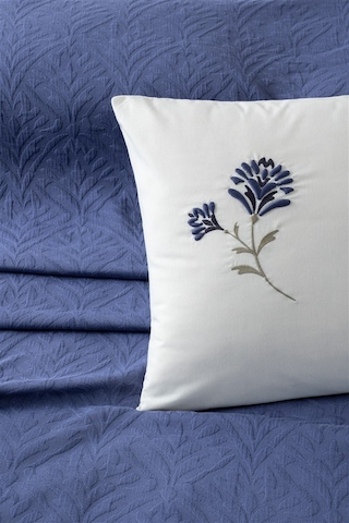 Çift Kişilik Nakışlı Jakarlı Pike-yatak Örtüsü Takımı-daniela-indigo Indıgo Indigo