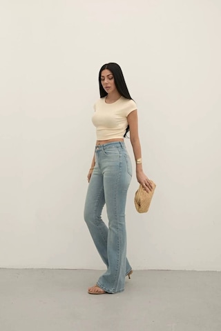 Light Blue Premium Yüksek Bel Bronz Düğmeli İspanyol Paça Jeans Light Blue