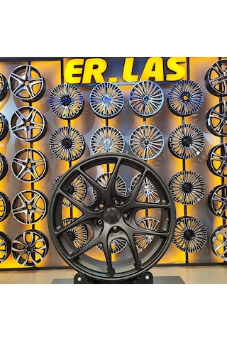 4 Adet R1-228 8 18 5 112 Et35 73,1 Black Mack Jant Takım