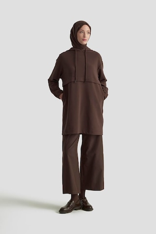 Armine Trend Kapüşonlu Yandan Cepli Kolları Lastikli Fitilli Tunik Kahverengi 25kt462 Kahverengi