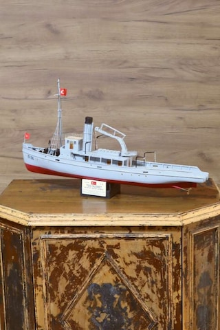TCG Nusret Mayın Gemisi Maketi