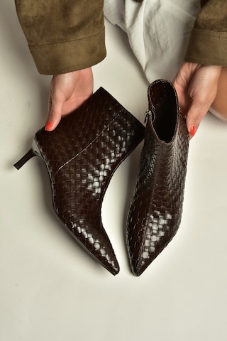 Fox Shoes Z676588909 Kahverengi Örgü Detaylı Kitten Topuklu Bilek Boy Kadın Bot
