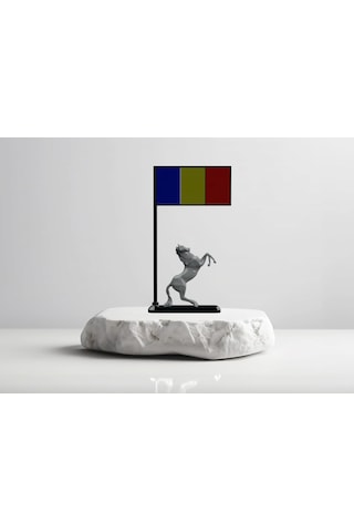 Romanya Bayrağı Masa Dekoru Şaha Kalkmış At Figürlü 3d Baskı