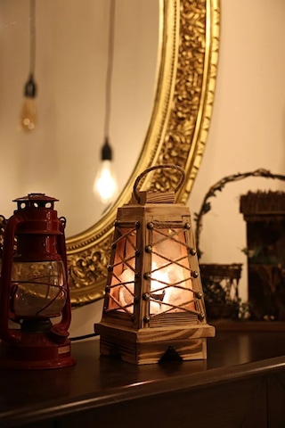 Lebron Ahşap Hasır Ipli Piramit Tuz Lambası Açık Ahşap