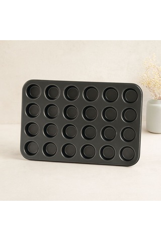 24 Gözlü Metal Muffin Kek Kalıbı Siyah