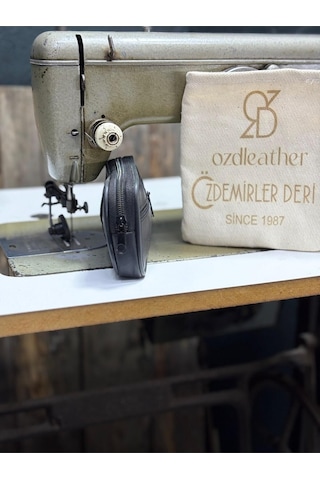 Özdemirler Deri Orta Boy 2 Gözlü Deri Kemerlik, Hakiki Deri Kemer Cüzdanı, Bozuk Para Cüzdanı, Kemer Çantası Siyah Tek Ebat Unisex Siyah