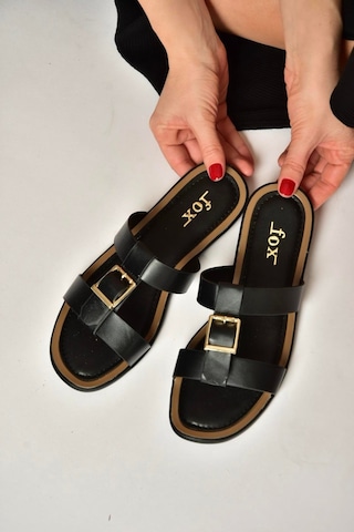 Fox Shoes Y973447209 Siyah Toka Detaylı Kadın Terlik Siyah