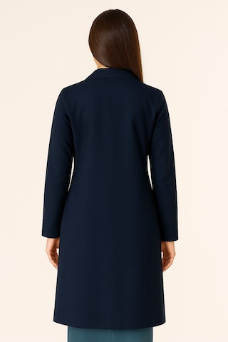 Kadın Klasik Yaka Alpaka Kumaş Slim Fit Önlük, Doktor, Öğretmen, Hemşire, Stajyer, Çalışma Önlüğü Lacivert