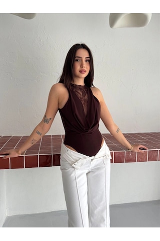 Primemagazam Kadın Dantel Detaylı Derin Dekolte Body Şık Kolsuz Yazlık Bodysuit - Kahvrenegi Çeşitli