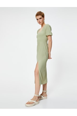 Koton Balon Kol Elbise Midi Yırtmaç Detaylı Kısa Kollu Slim Fit Yeşil 4sal80002ık Yeşil
