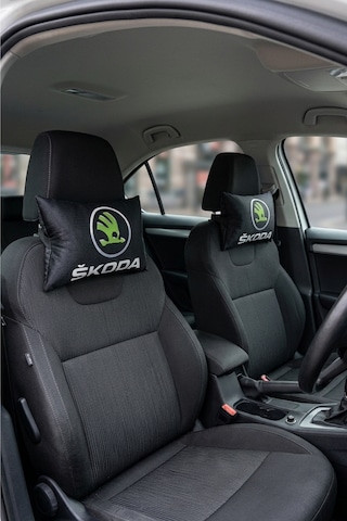 Skoda Uyumlu 5'li Oto Halı Paspas & Dijital Baskılı Siyah Araç Seyahat Boyun Yastığı & Oto Ayna Askısı