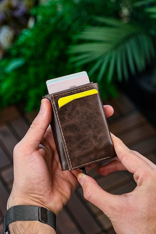 Brahma Model Unisex Vegan Deri Mekanizmalı Vegan Deri Rfıd Cüzdan Kartlık Portföy Crazy Kahve Siyah