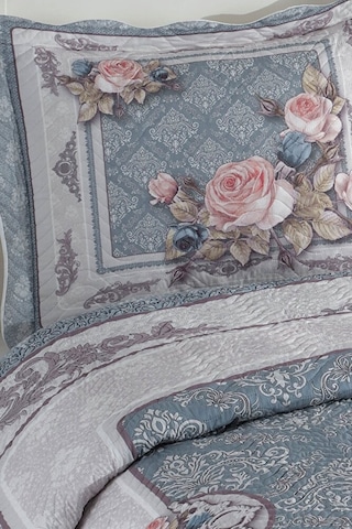 Marie Çift Kişilik Kapitone Yatak Örtüsü