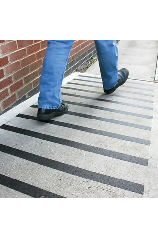 3m 610 Kaydırmaz Bant Siyah 50mm X 18mt