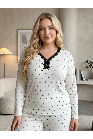 Kadın Büyük Beden Uzun Kollu Desenli Dantel Detaylı Kaşkorse Kumaş Pijama Takımı Beyaz Kurdele