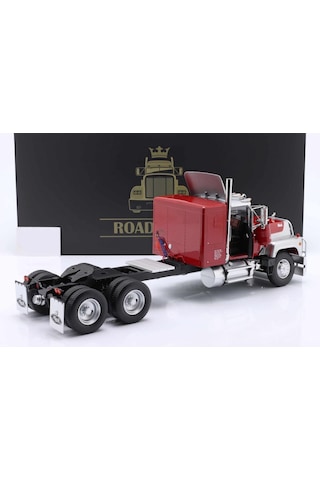 1/18 Mack Rl 700l Truck Year 1974 Red Metallic / Silver 1:18 Road Kings
