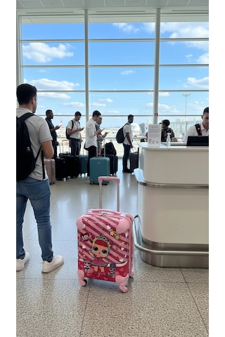 Pembe Tekerlekli Bebek Valizi Çok Renkli