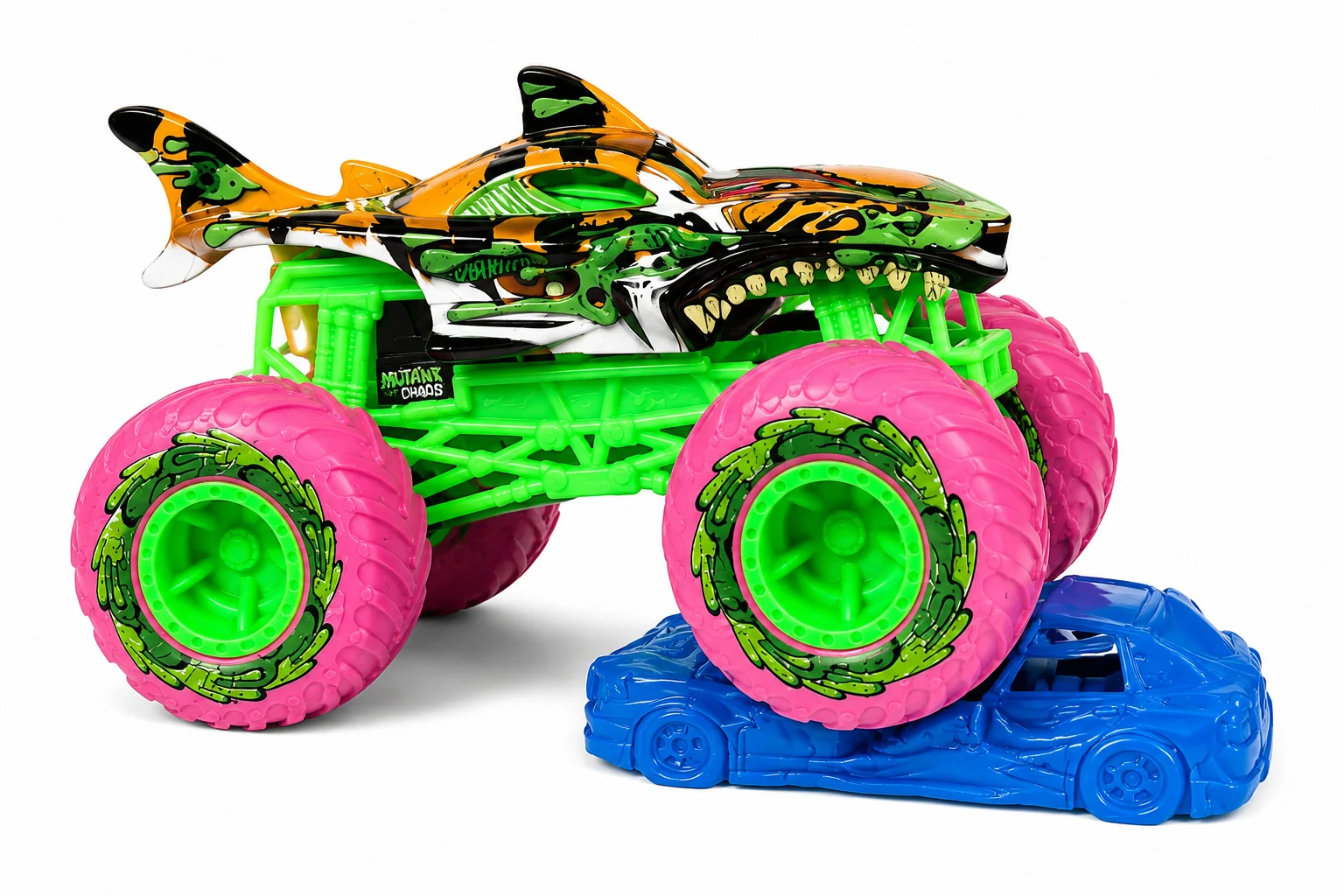 Hot Wheels 1:64 Scale Tiger Shark Monster Trucks Diecast Truck With Crushable Car For Ages 3+ Jhy58