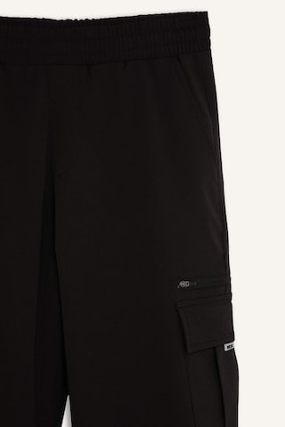 Defacto Standart Fıt Elastik Bel Dokuma Siyah Jogger H8609ax26spbk81 Siyah-bk81