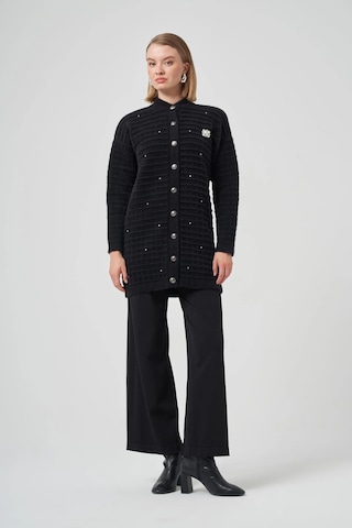 Nuss 7010 Serpme Taş İşlemeli Hırka - Siyah Siyah